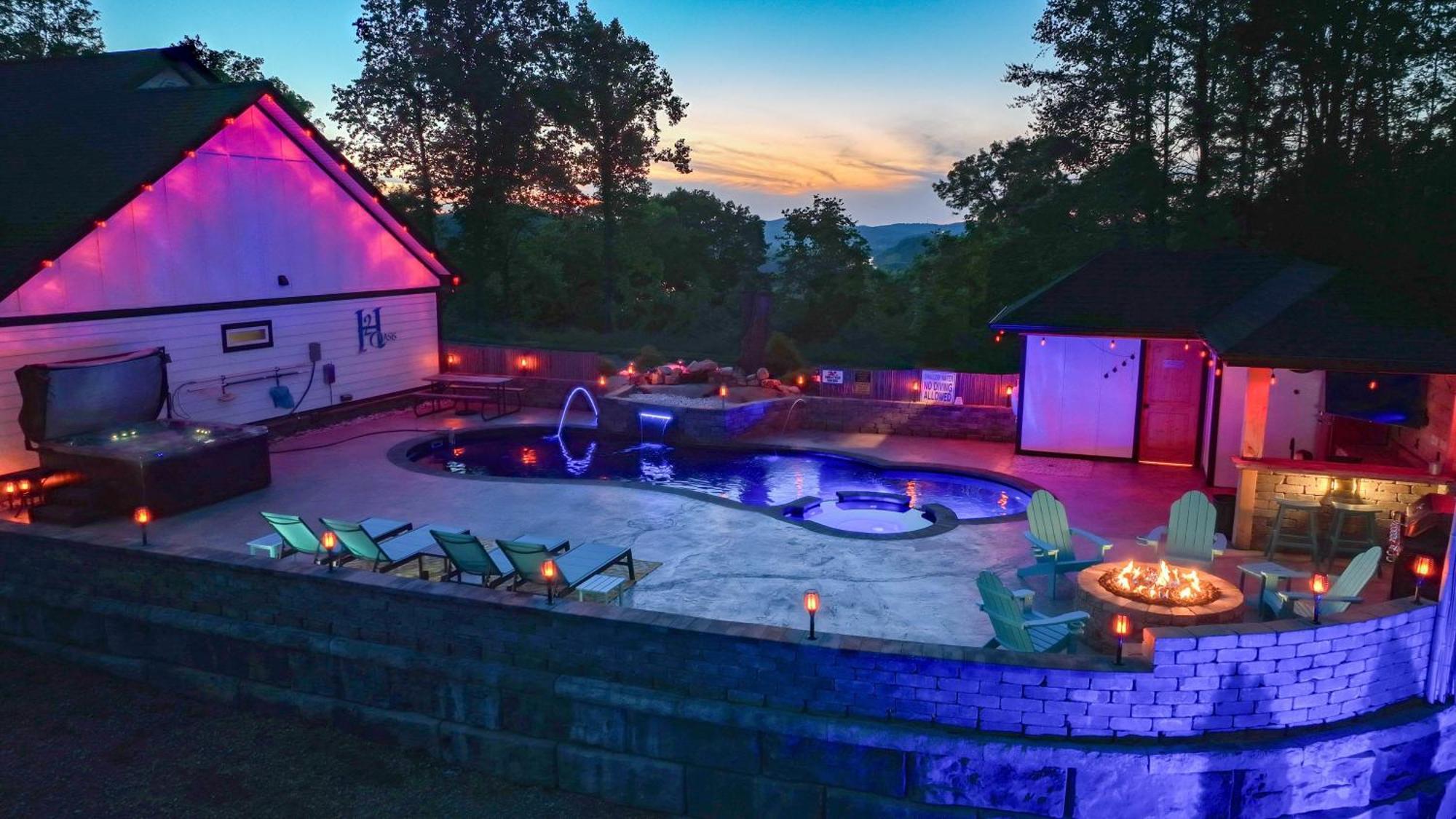 Вілла H2Oasis Incredible Pool Retreat With Mountains Views! Сев'єрвілл Екстер'єр фото