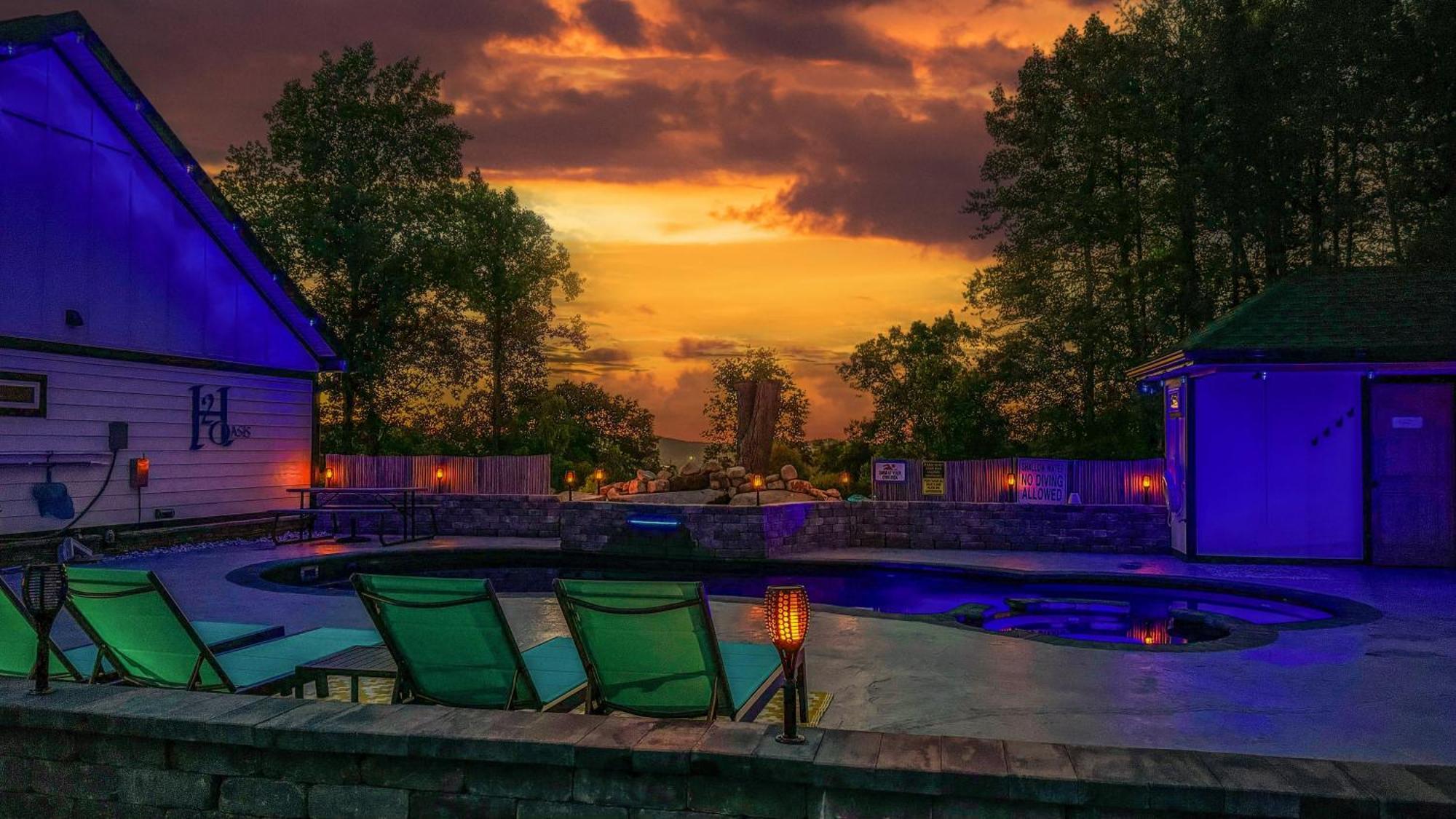 Вілла H2Oasis Incredible Pool Retreat With Mountains Views! Сев'єрвілл Екстер'єр фото